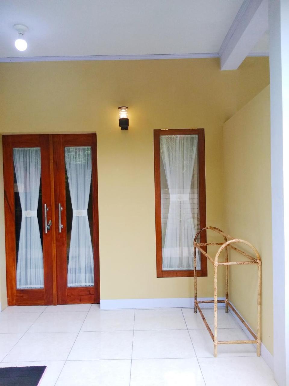 Kuta  Three V Homestay מראה חיצוני תמונה